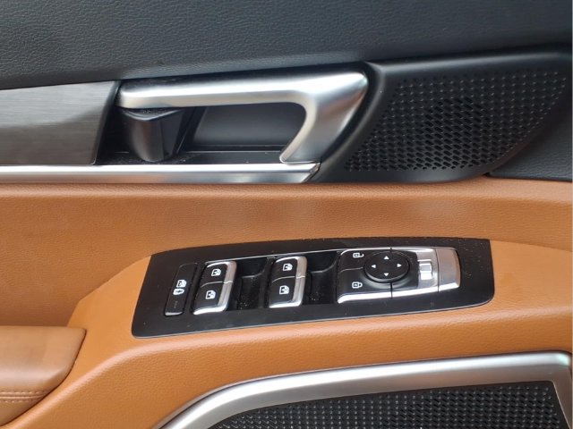 Used 2024 Kia Telluride EX X-Line AWD/4WD image 17