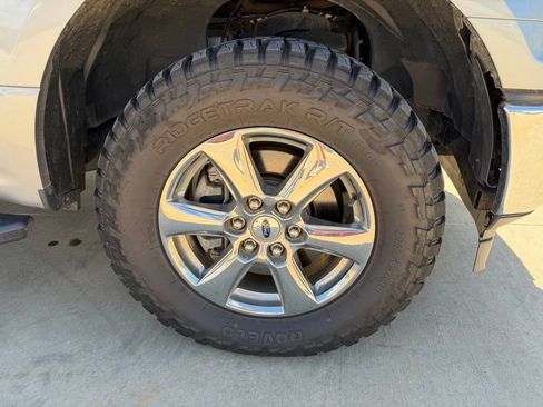 Used 2020 Ford F150 XLT w/ Equipment Group 302A Luxury AWD/4WD image 9