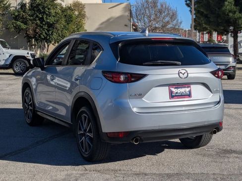 Used 2018 MAZDA CX-5 Touring image 8