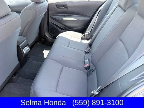 Used 2025 Toyota Corolla LE FWD image 7