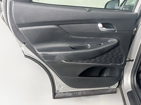 Used 2020 Hyundai Santa Fe SEL w/ Convenience Package image 25