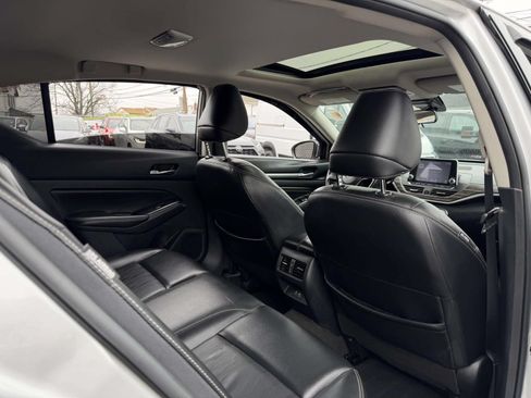 Used 2022 Nissan Altima 2.5 SL FWD image 17