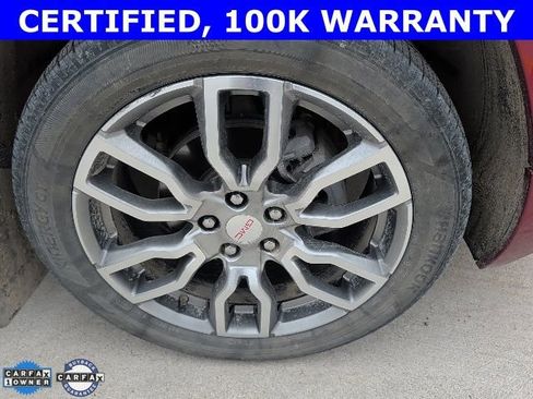 Used 2024 GMC Terrain Denali w/ Denali Premium Package image 9