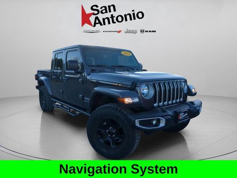 Certified 2022 Jeep Gladiator Overland w/ Popular Equipment Package AWD/4WD image 2