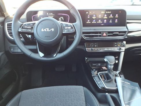 New 2026 Kia Seltos S FWD image 11