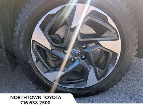 Used 2024 Subaru Crosstrek 2.5i Limited AWD/4WD image 43