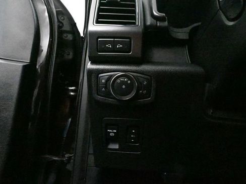 Used 2019 Ford F150 Lariat w/ Equipment Group 502A Luxury image 33