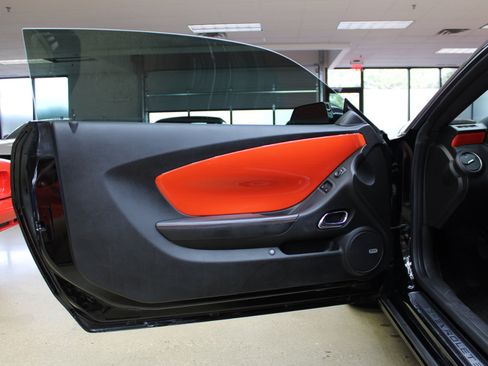 Used 2011 Chevrolet Camaro SS w/ RS Package image 32