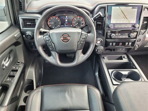 Used 2024 Nissan Titan PRO-4X w/ Pro-4x Convenience Package image 16