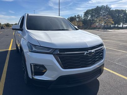 Used 2023 Chevrolet Traverse RS