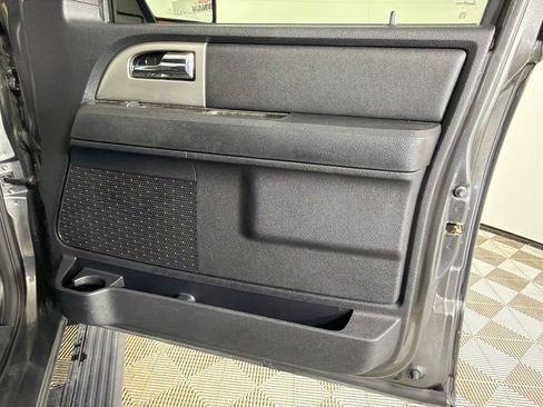 Used 2017 Ford Expedition Limited w/ Equipment Group 301A image 16