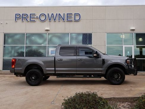 Used 2022 Ford F250 Lariat w/ Lariat Ultimate Package image 2