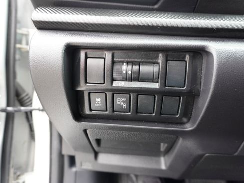 Used 2022 Subaru Impreza 2.0i Premium image 31