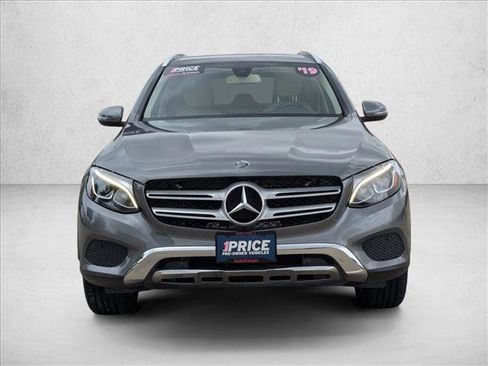 Used 2019 Mercedes-Benz GLC 300 image 2