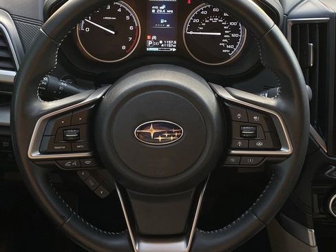 Used 2023 Subaru Forester Premium image 12