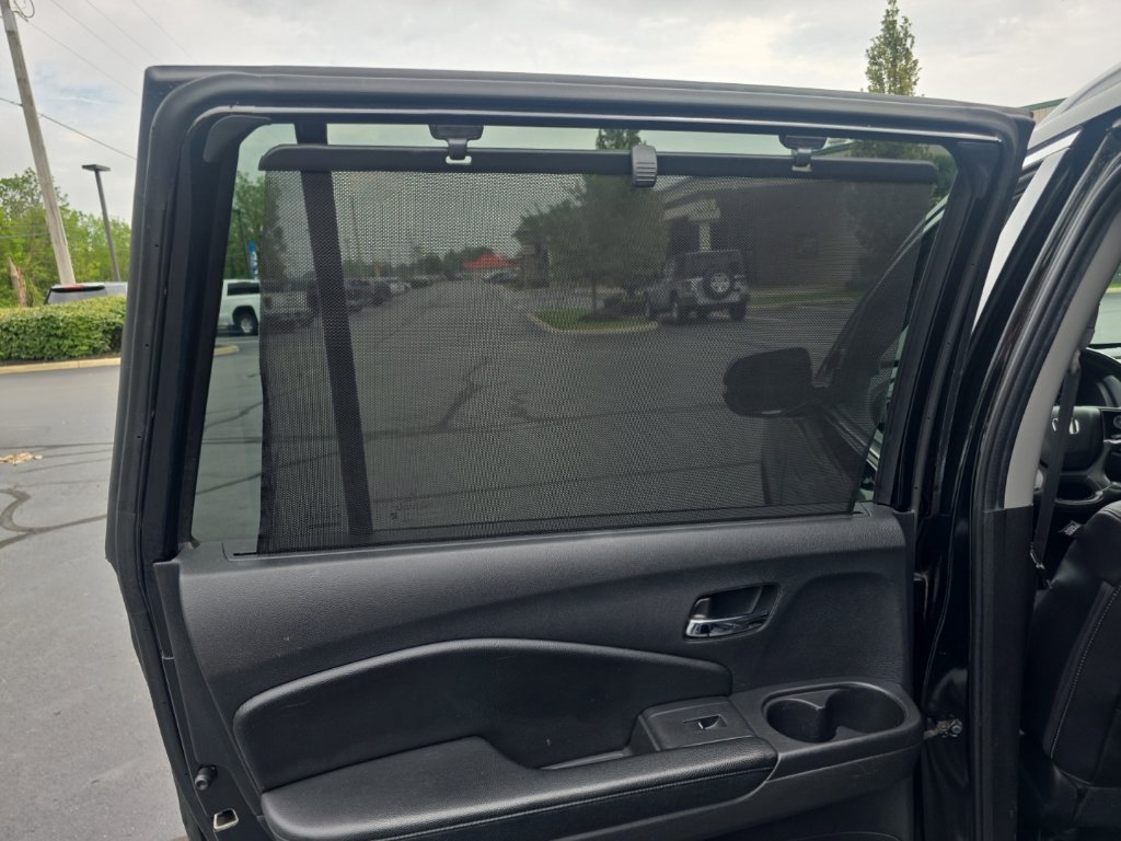 Used 2019 Honda Pilot Touring image 27