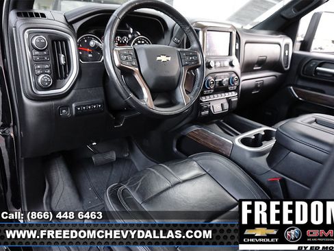 Used 2022 Chevrolet Silverado 2500 High Country w/ Safety Package II image 6