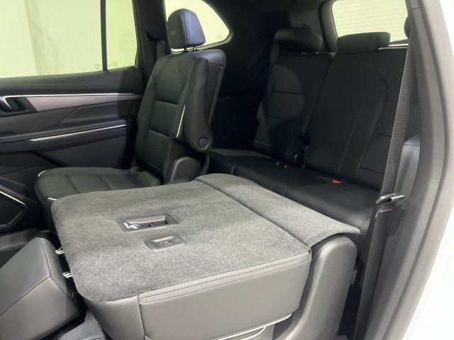 Certified 2025 Buick Enclave Sport Touring w/ Power Package FWD image 25