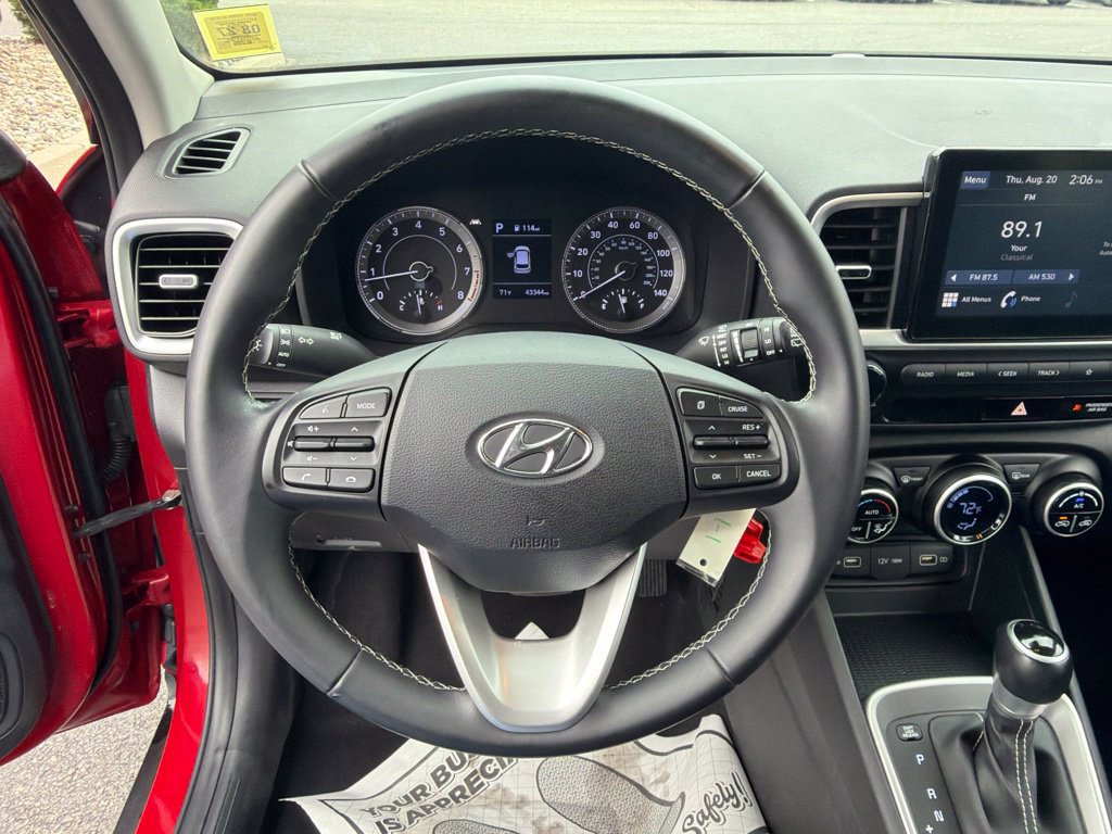 Used 2022 Hyundai Venue SEL w/ Cargo Package FWD image 20