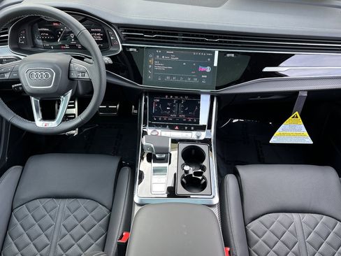 New 2025 Audi SQ7 Premium Plus image 10