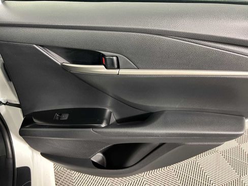 Used 2025 Toyota Camry LE FWD image 15