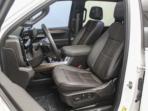 Certified 2024 Chevrolet Silverado 2500 High Country AWD/4WD image 12