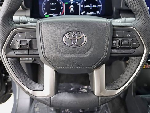 Used 2025 Toyota Tacoma 4x4 Double Cab Hybrid w/ Tow Tech Package image 17