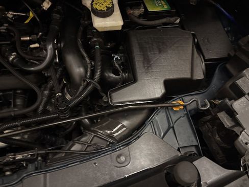 Used 2019 Ford Escape SE image 22