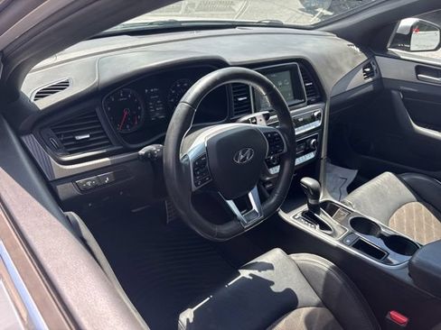 Used 2018 Hyundai Sonata Sport FWD image 12