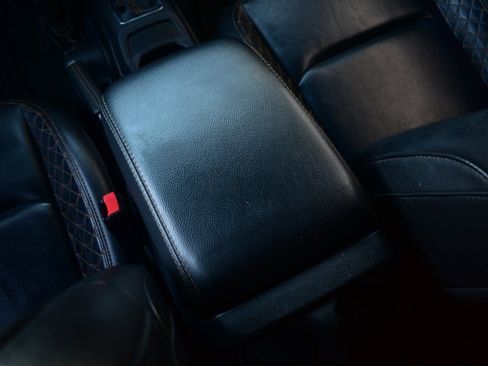 Used 2022 Jeep Wrangler Unlimited Sahara image 39