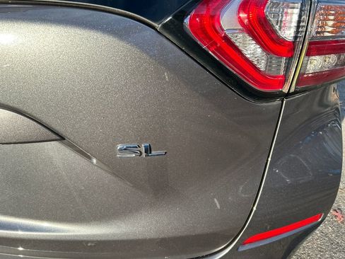 Used 2018 Nissan Murano SL image 9