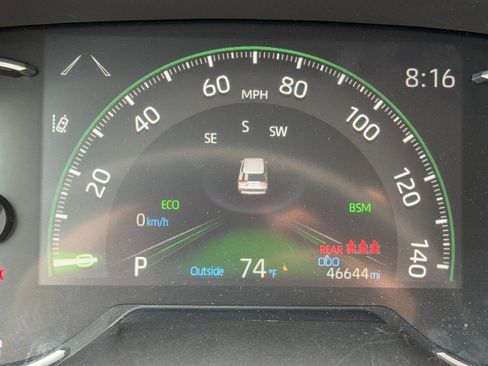 Used 2024 Toyota RAV4 XLE image 18