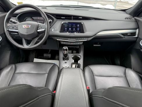 Used 2023 Cadillac XT4 Premium Luxury image 28