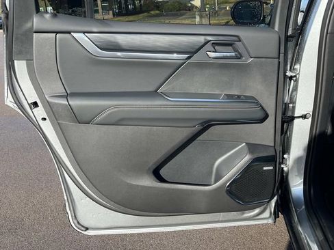 New 2026 GMC Acadia Elevation image 22