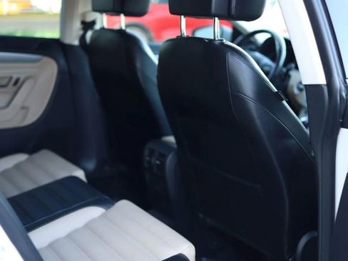 Used 2013 Volkswagen CC Sport Plus FWD image 41