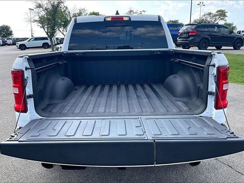 Used 2025 RAM 1500 Laramie AWD/4WD image 34