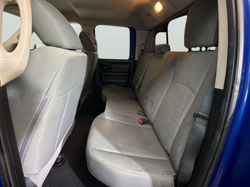 Used 2018 RAM 1500 Express AWD/4WD image 33