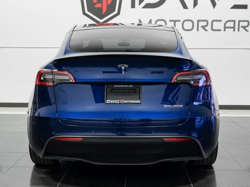 Used 2023 Tesla Model Y Performance image 12