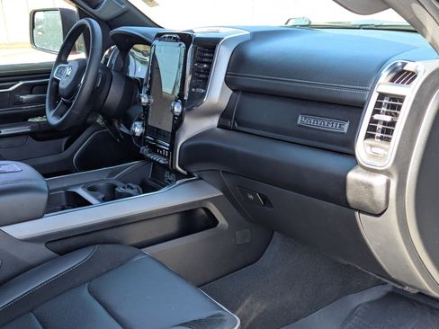 Used 2024 RAM 1500 Laramie image 58