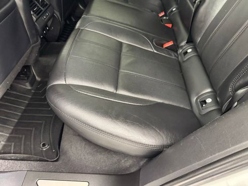 Used 2020 Land Rover Range Rover Evoque R-Dynamic SE image 27