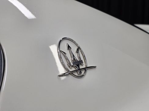 Used 2018 Maserati GranTurismo Sport image 47