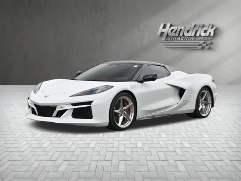 Used 2025 Chevrolet Corvette E-Ray w/ Stealth Interior Trim Package image 7