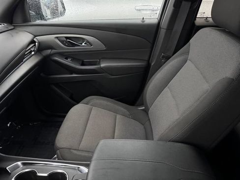 Used 2023 Chevrolet Traverse LT w/ Midnight/Sport Edition AWD/4WD image 21