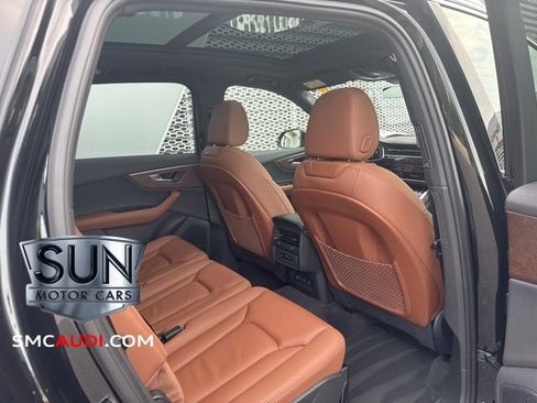 Used 2025 Audi Q7 3.0T Premium Plus image 12