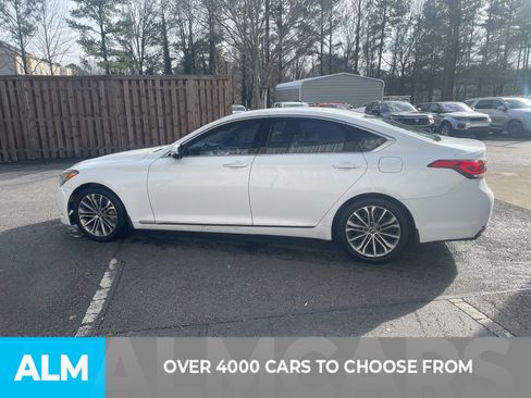 Used 2016 Hyundai Genesis 3.8 image 3