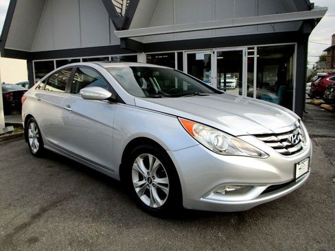 Used 2011 Hyundai Sonata Limited image 5
