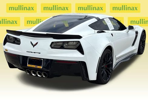 Used 2019 Chevrolet Corvette Z06 RWD image 4