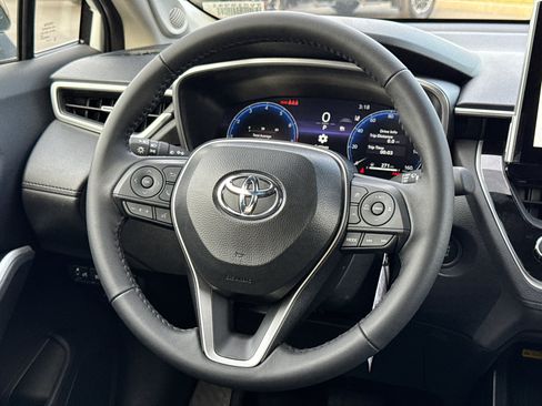 New 2026 Toyota Corolla Cross XLE FWD image 24