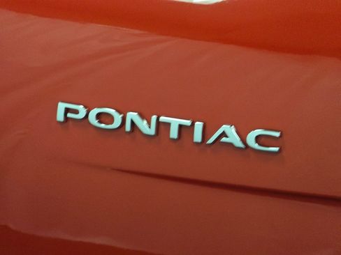 Used 2009 Pontiac Solstice GXP w/ Club Sport Package RWD image 42