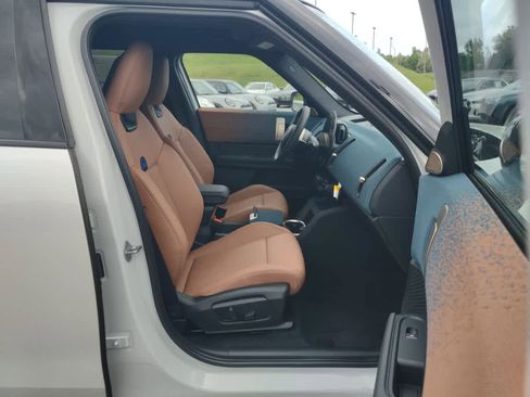 Used 2025 MINI Cooper Countryman SE w/ Comfort Package Max image 14